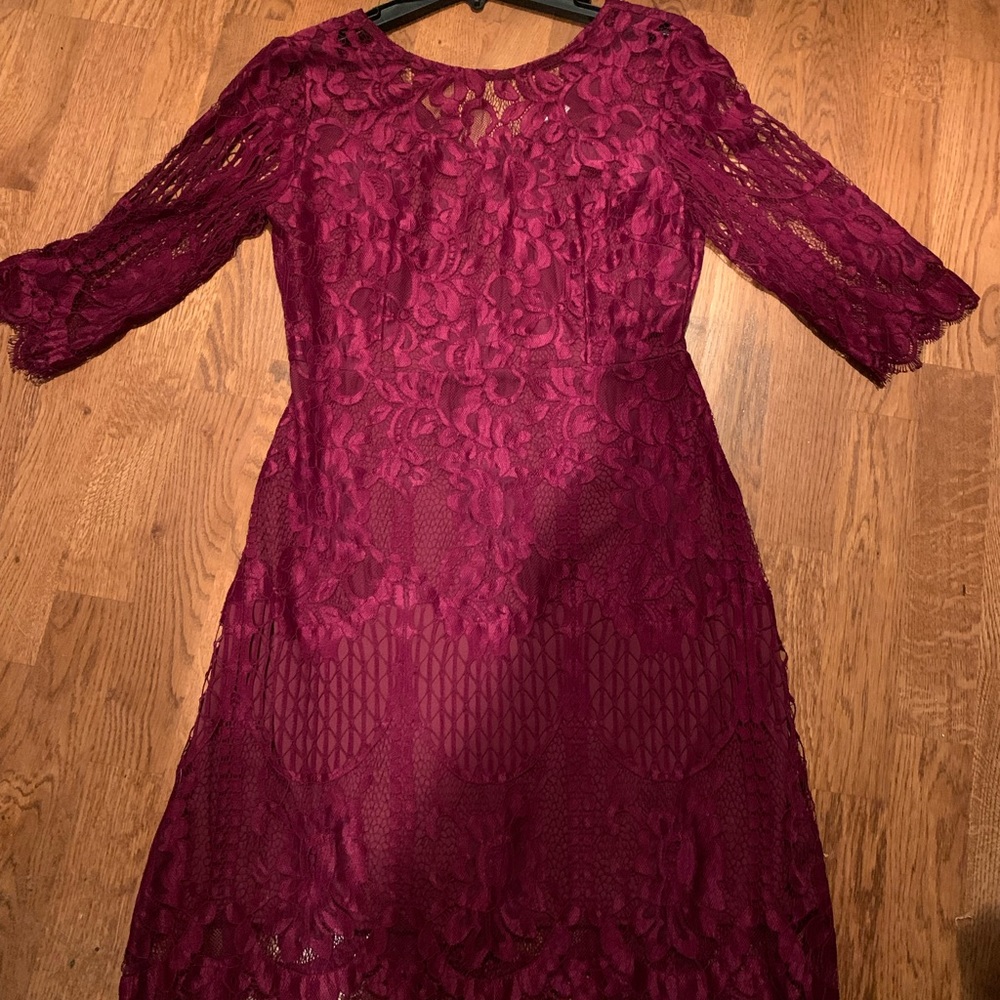 Dark red, lace fabric, 3 quarter length sleeve dress